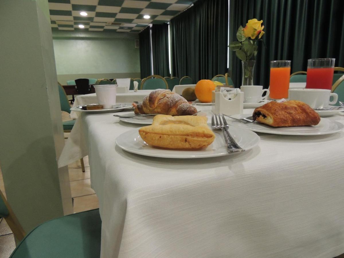 Hotel Rigolfo Moncalieri Kültér fotó