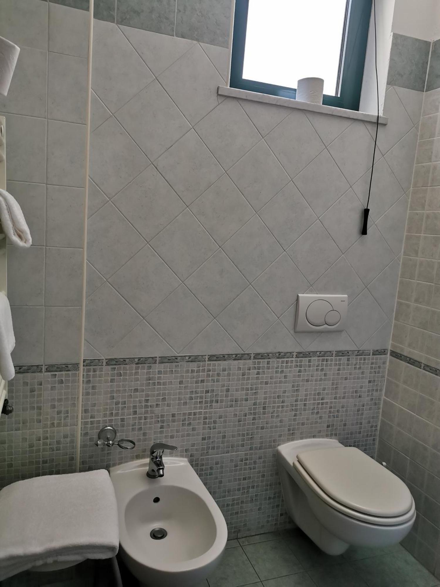 Hotel Rigolfo Moncalieri Kültér fotó