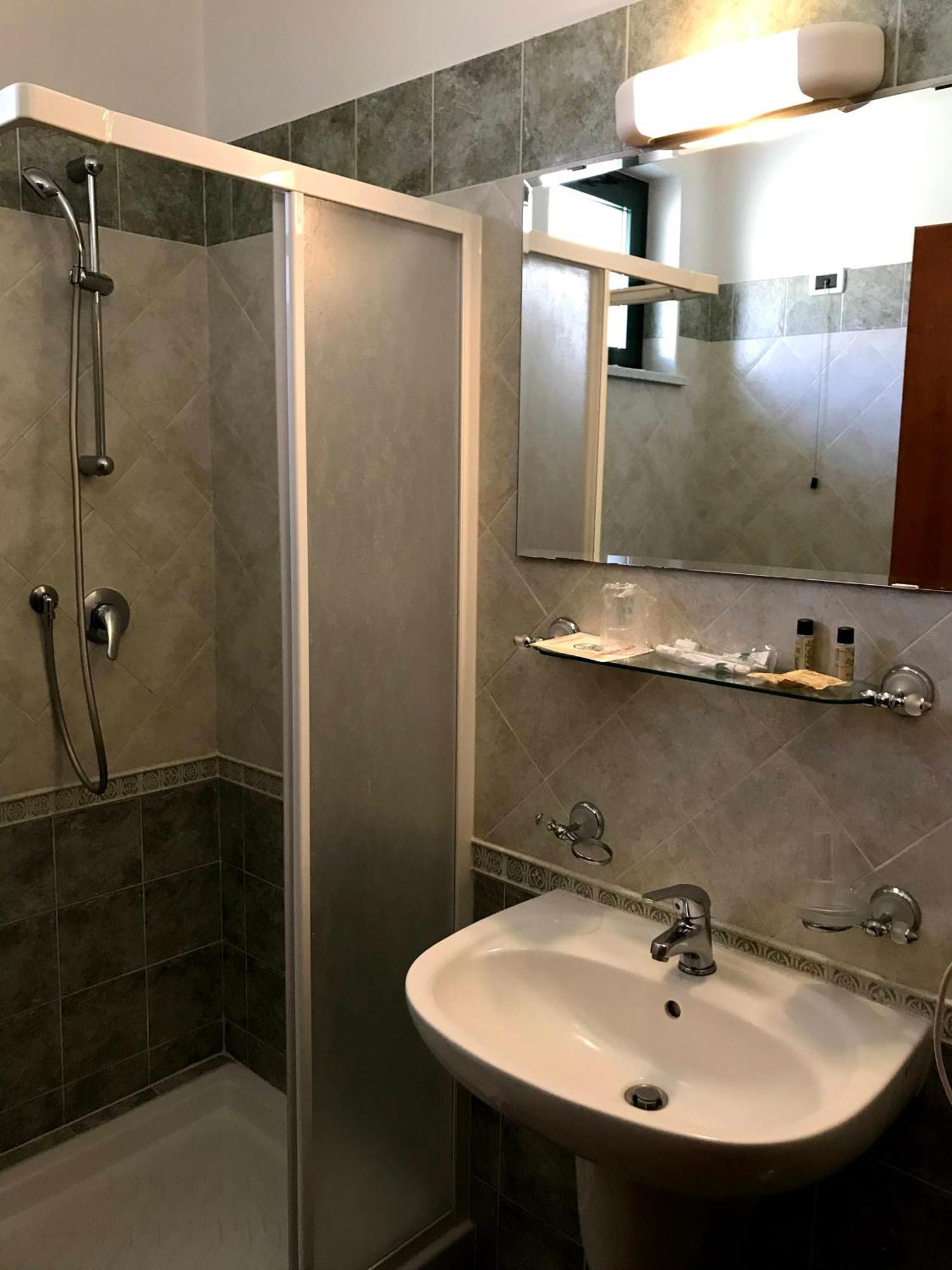 Hotel Rigolfo Moncalieri Kültér fotó